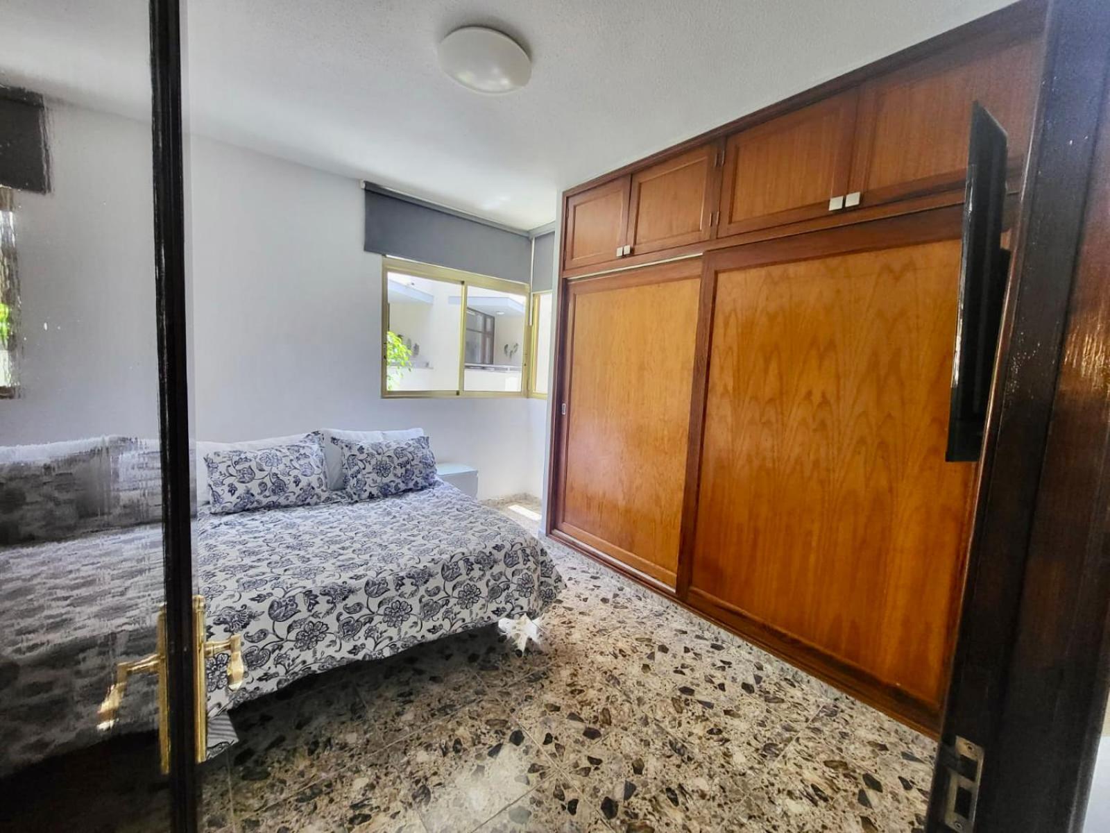Affordable Holiday Accommodation For Large Families And Groups At Las Canteras Beach With 3 Bedrooms And Free Parking Las Palmas de Gran Canaria Dış mekan fotoğraf